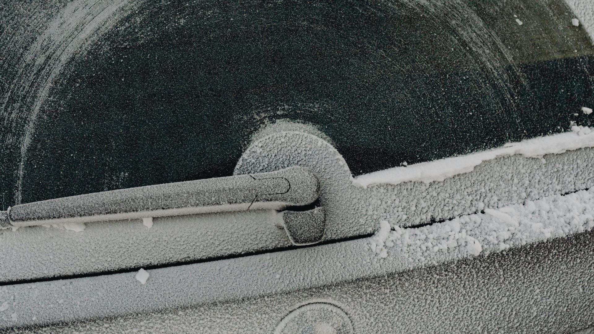 Frost auf der Autoscheibe