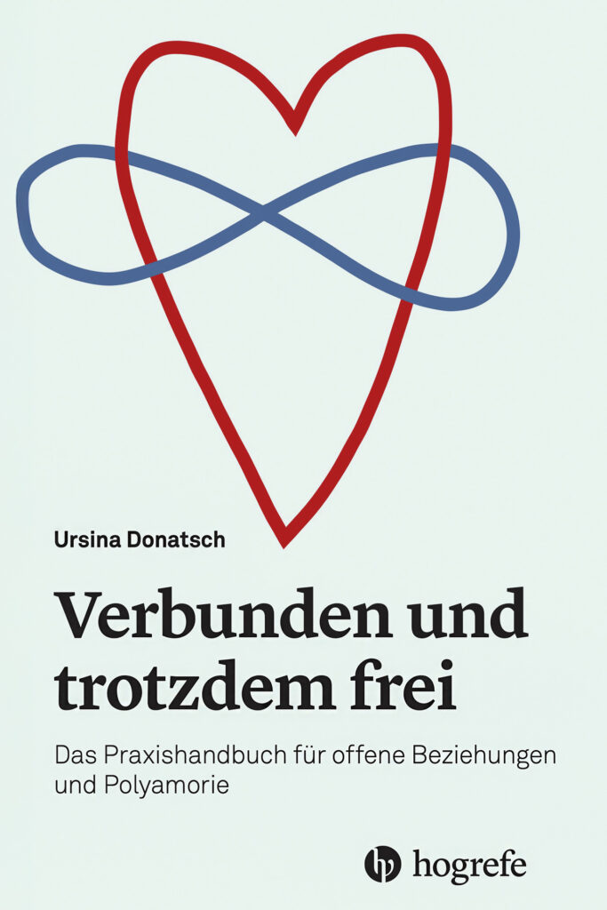 Buchcover mit einem handgezeichneten Herz und Unentlichschleife drum herum