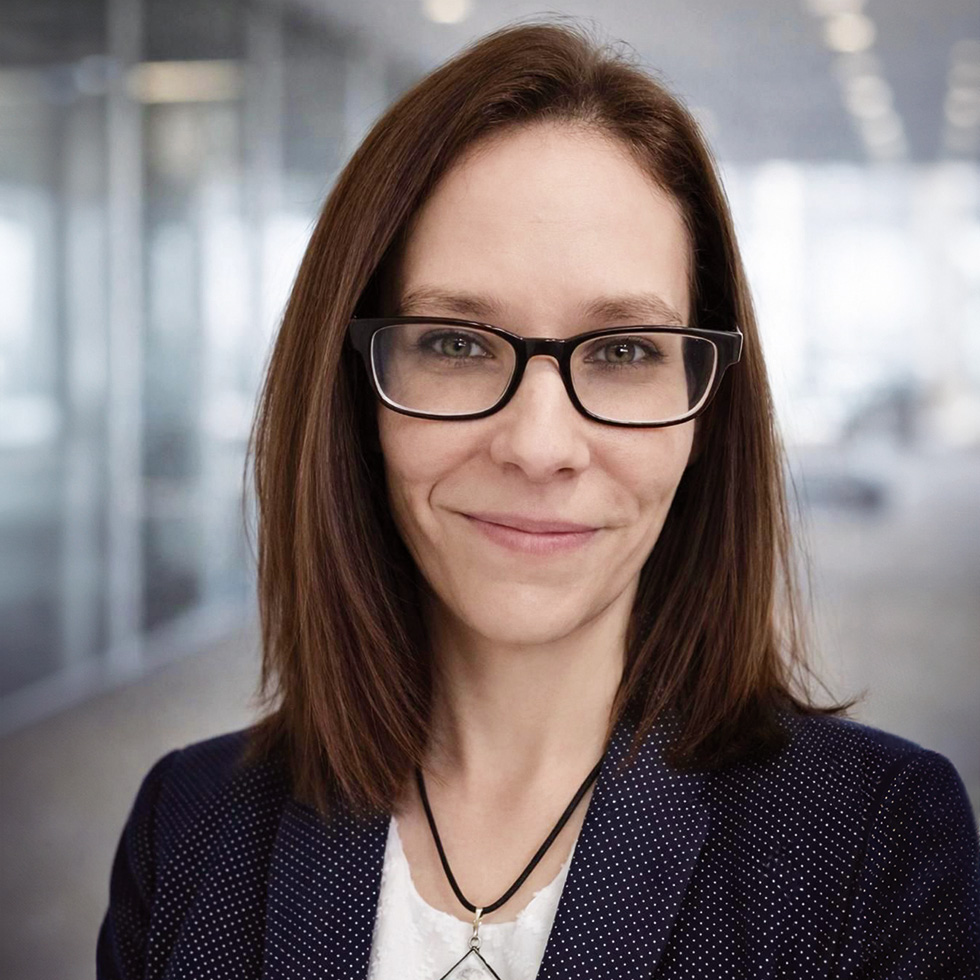 BURGENLÄNDERIN AWARDS VOTING: Portrait einer Frau mit braunen schulterlangen Haaren und schwarzer Brille