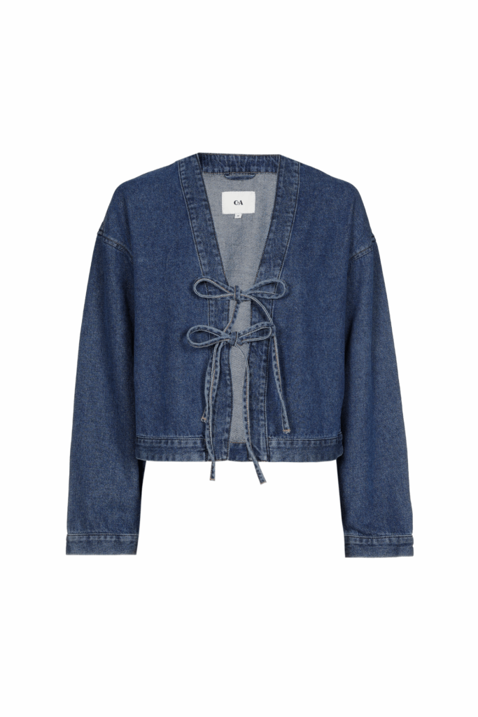 Denim Jacke mit Bindedetail von C&A, um € 29,99